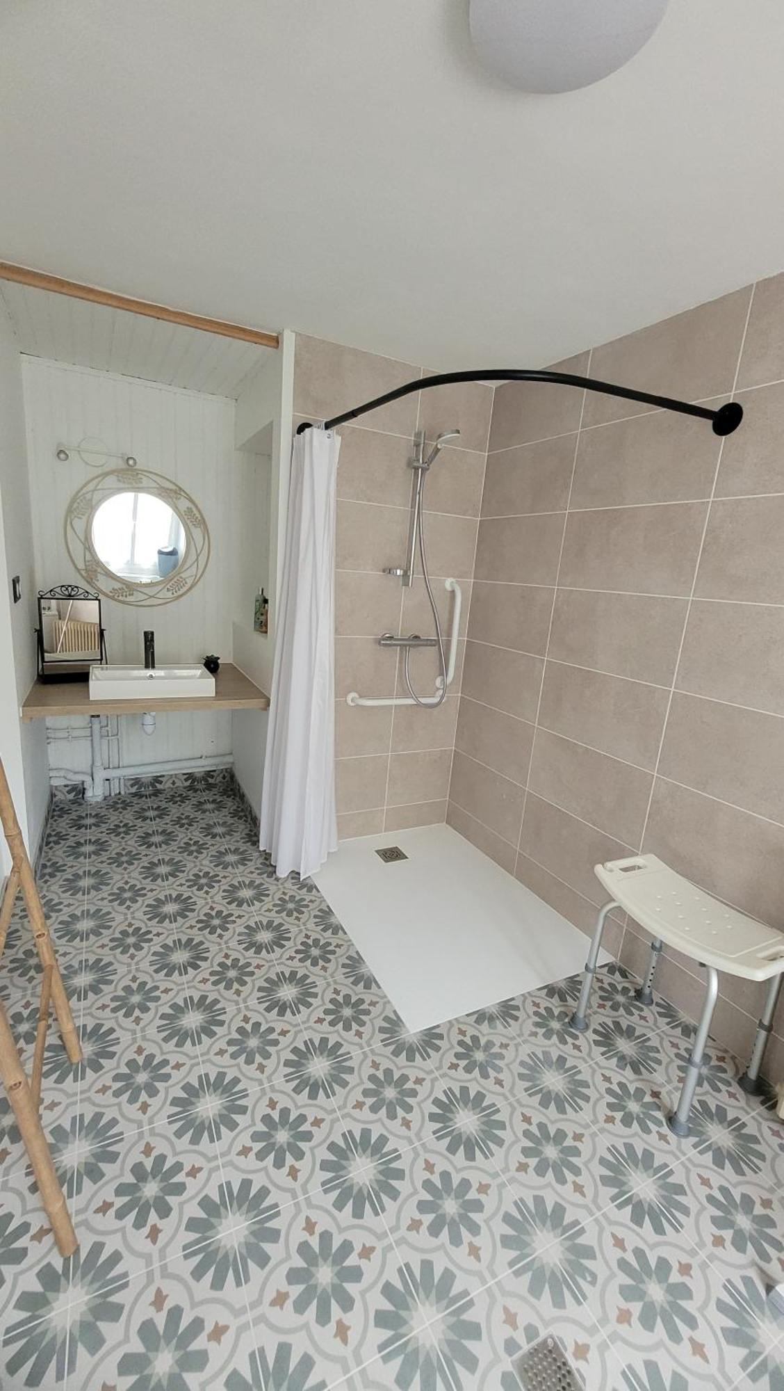 Le Truc En Plus, Accessibles Pmr, Appartement 45 M2 Mitoyen Dans Une Maison Avec Un Autre Appartement Guérard Exterior foto