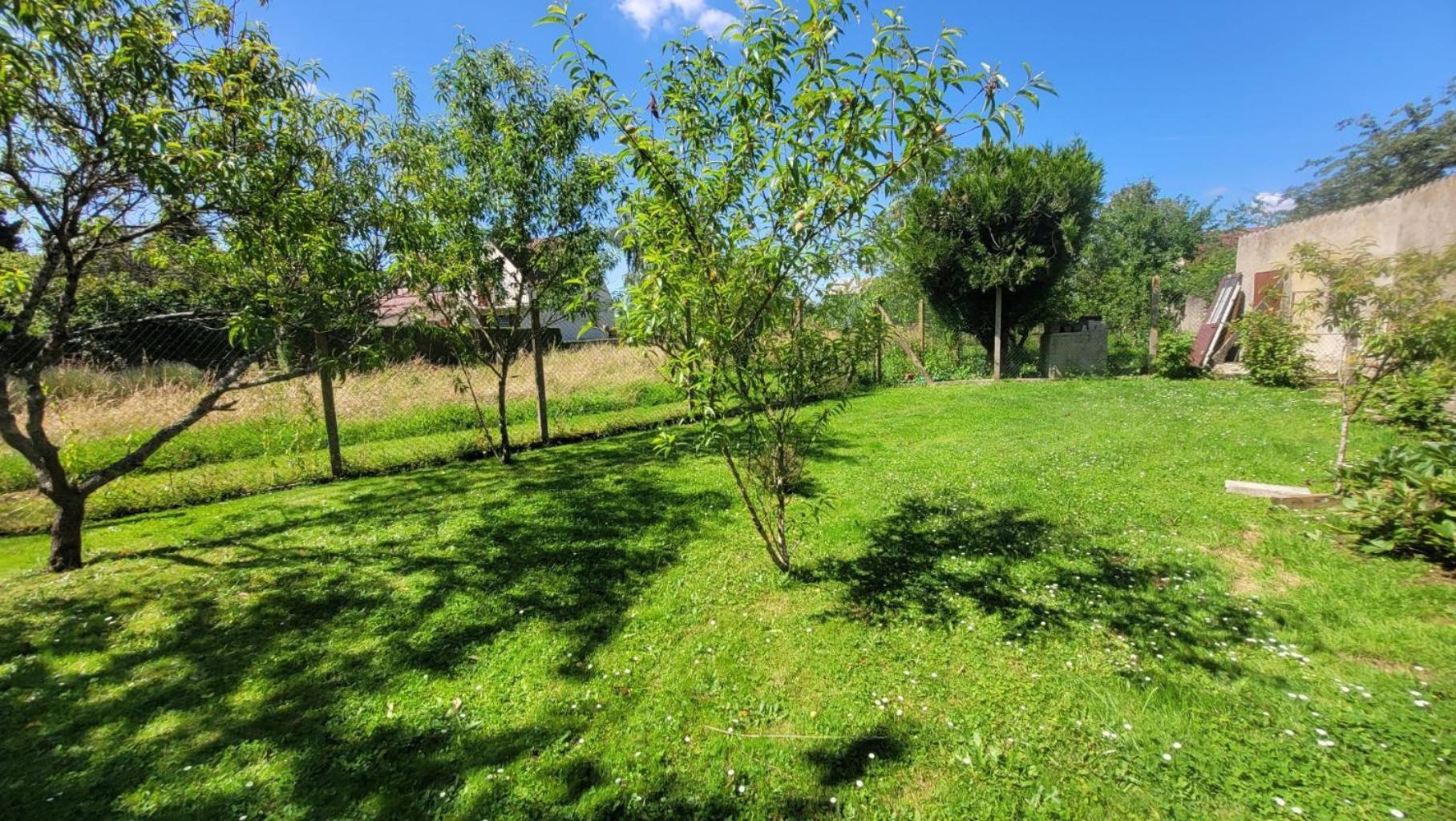 Le Truc En Plus, Accessibles Pmr, Appartement 45 M2 Mitoyen Dans Une Maison Avec Un Autre Appartement Guérard Exterior foto
